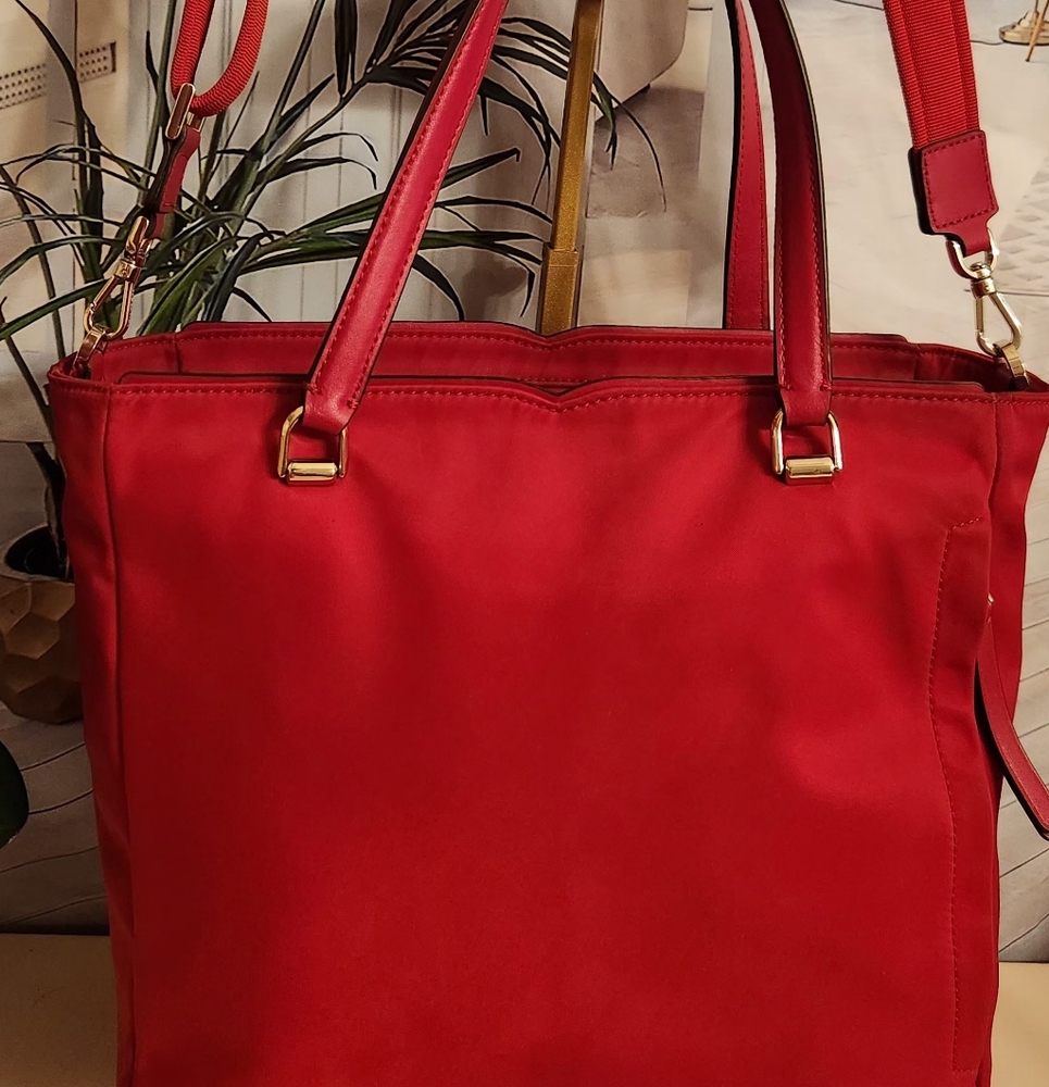 Stunning Red Kate Spade Convertible Crossbody Bag! - Picture 11 of 16
